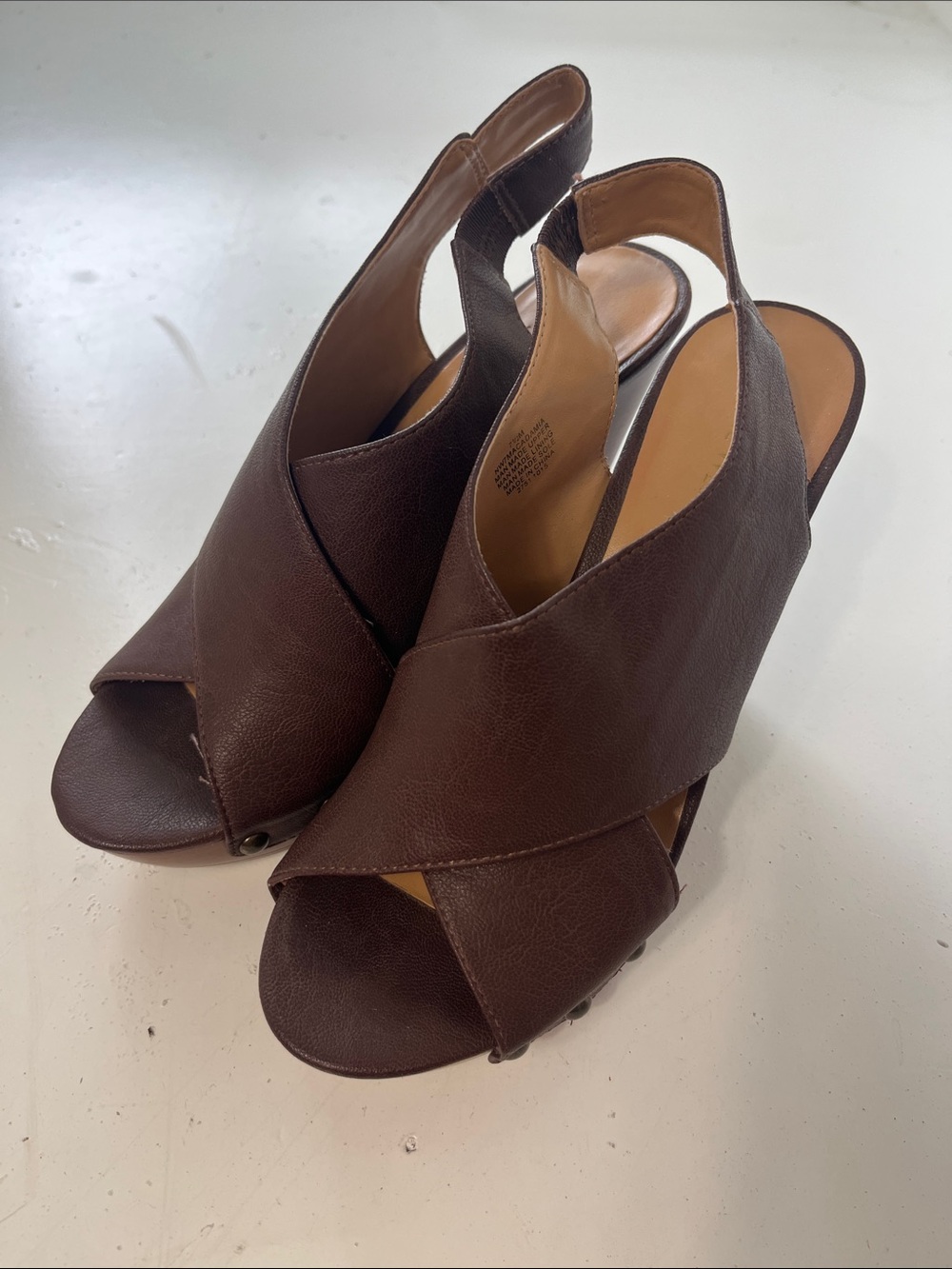 Nine West Sz 7.5/8 Brown Open Toe Wedge Style Shoe